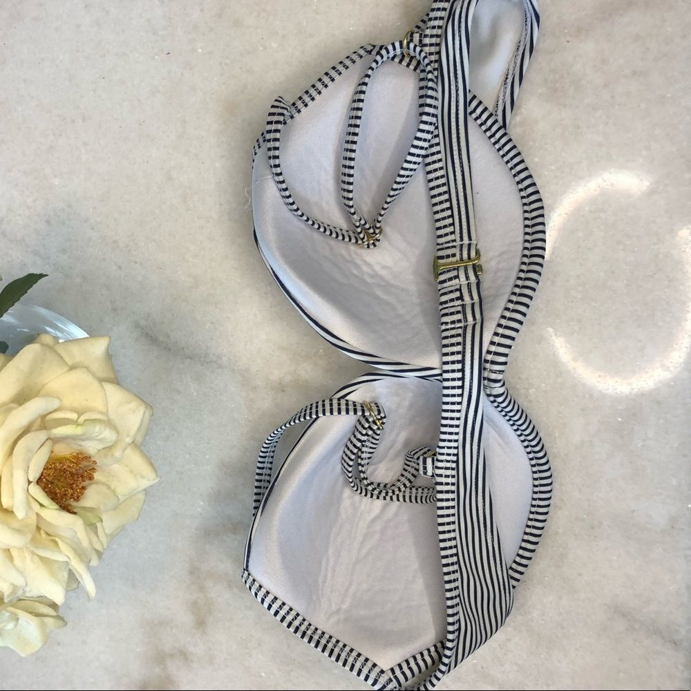 XHILARATION striped bikini top XL ***3 for $2… - Picture 2 of 7